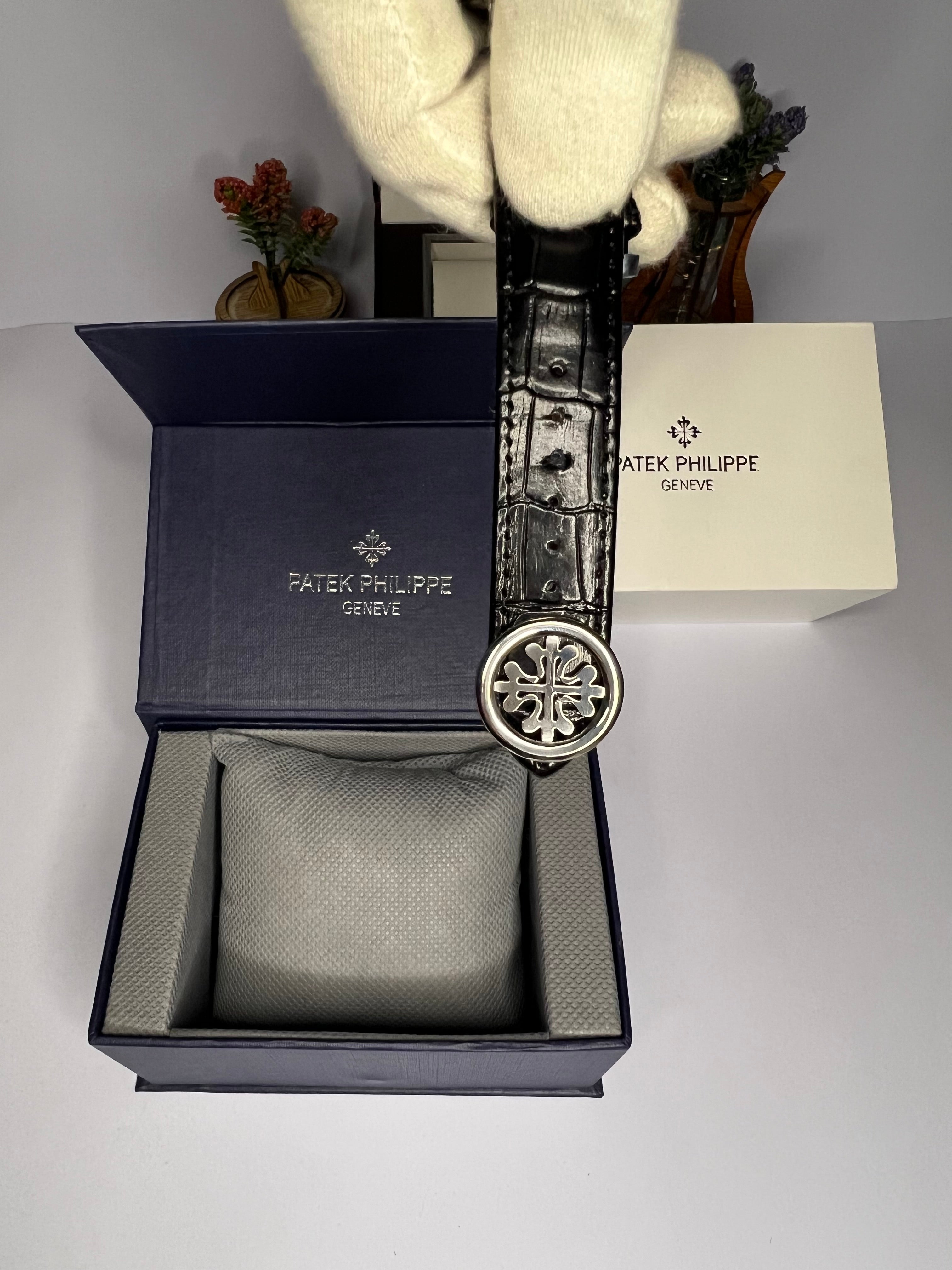 Patek Philippe Premium Men’s Watch ( With Complete Box )