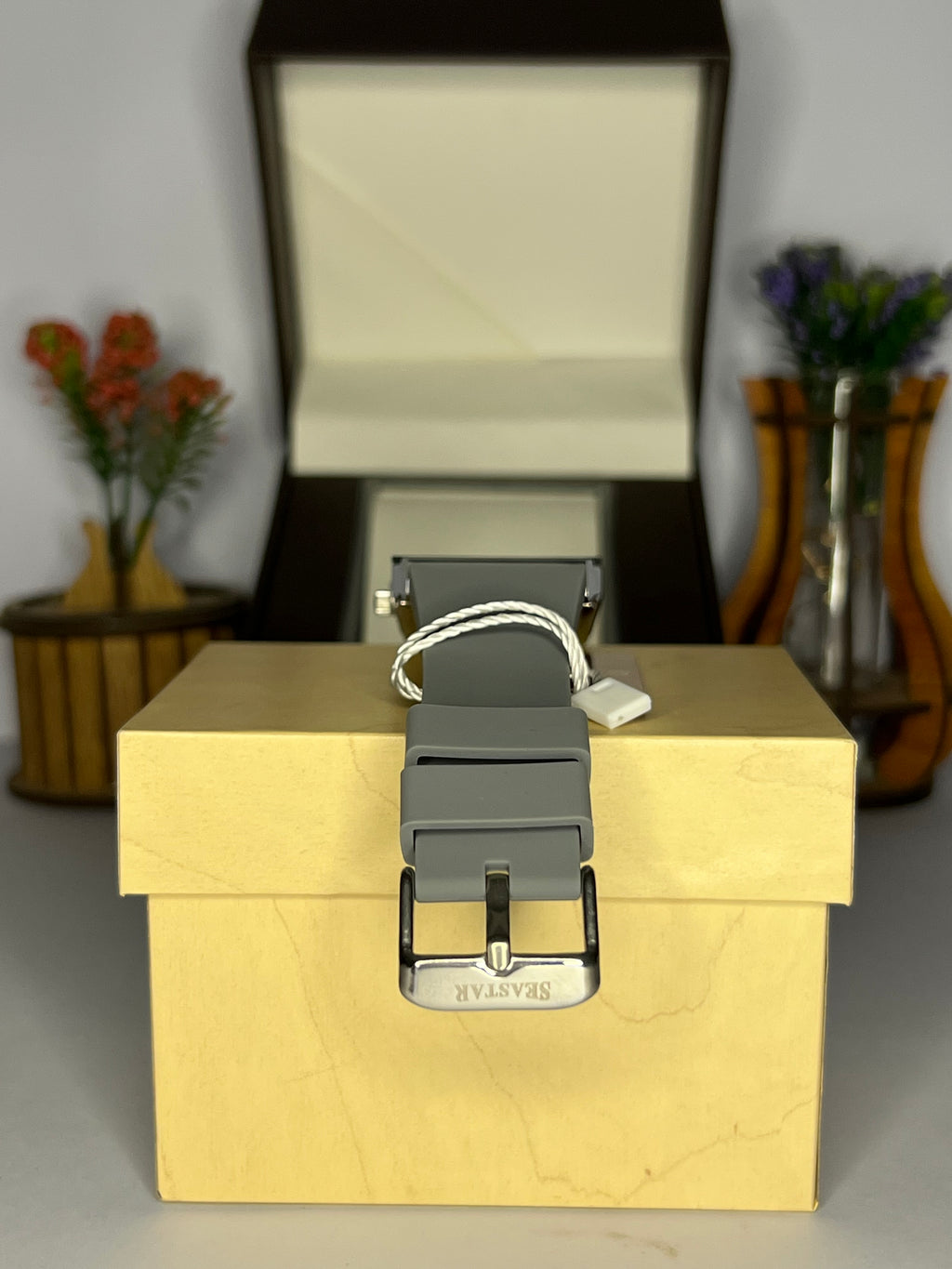 Seastar AMD - Premium Men's Watch ( With Wooden Box )