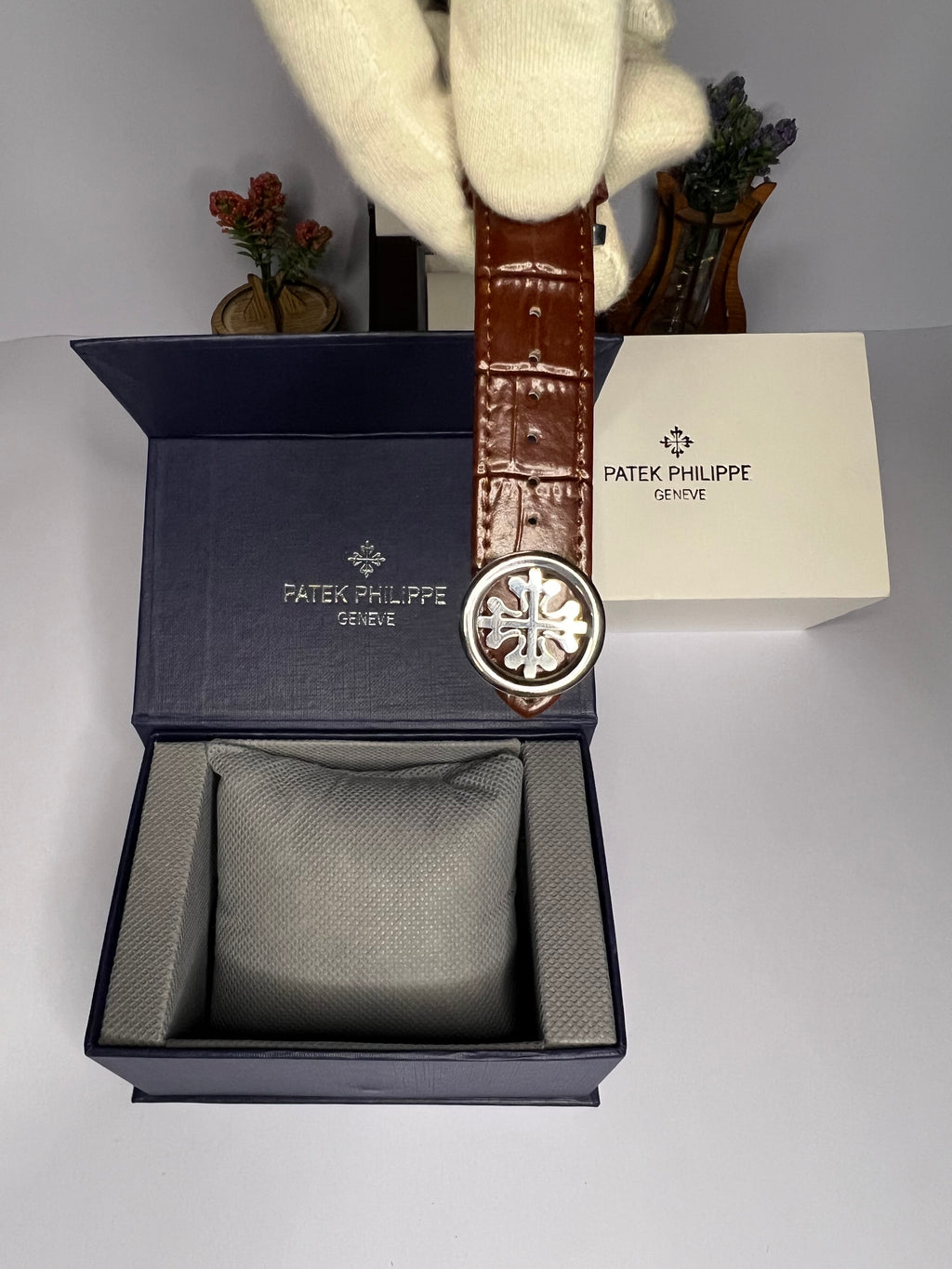 Patek Philippe Premium Men’s Watch ( With Complete Box )