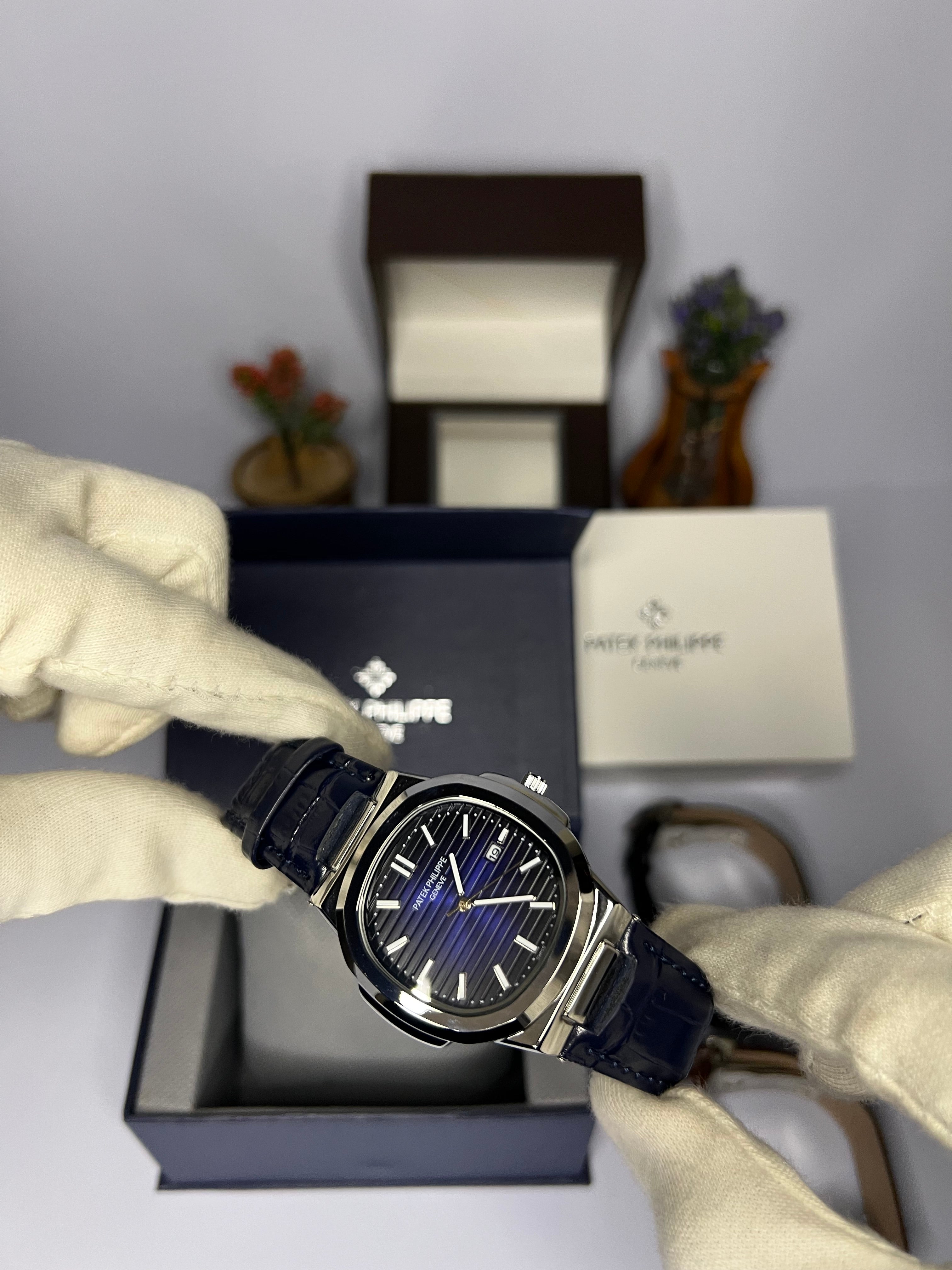 Patek Philippe Premium Men’s Watch ( With Complete Box )